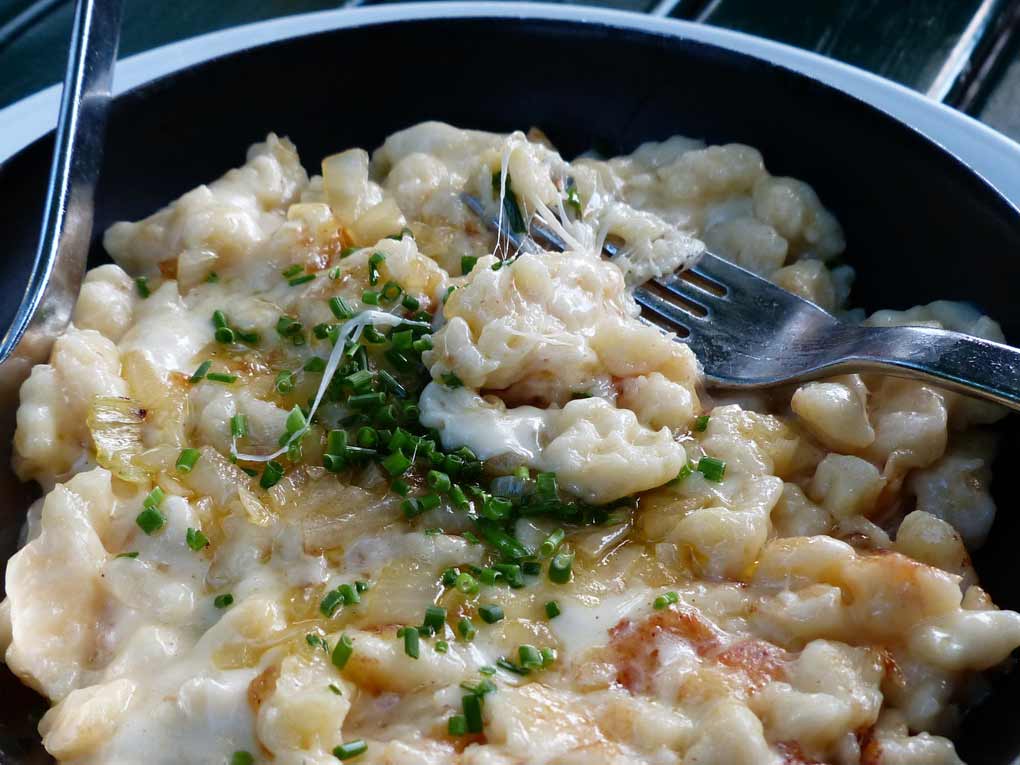 Spaetzle au fromage (KäseSpaetzele)